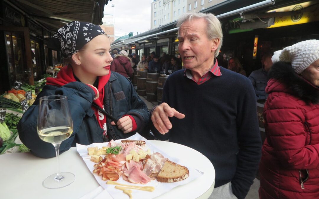 Oostenrijk – Wenen – Nashmarkt – 120 restaurants en winkeltjes in de openlucht .
