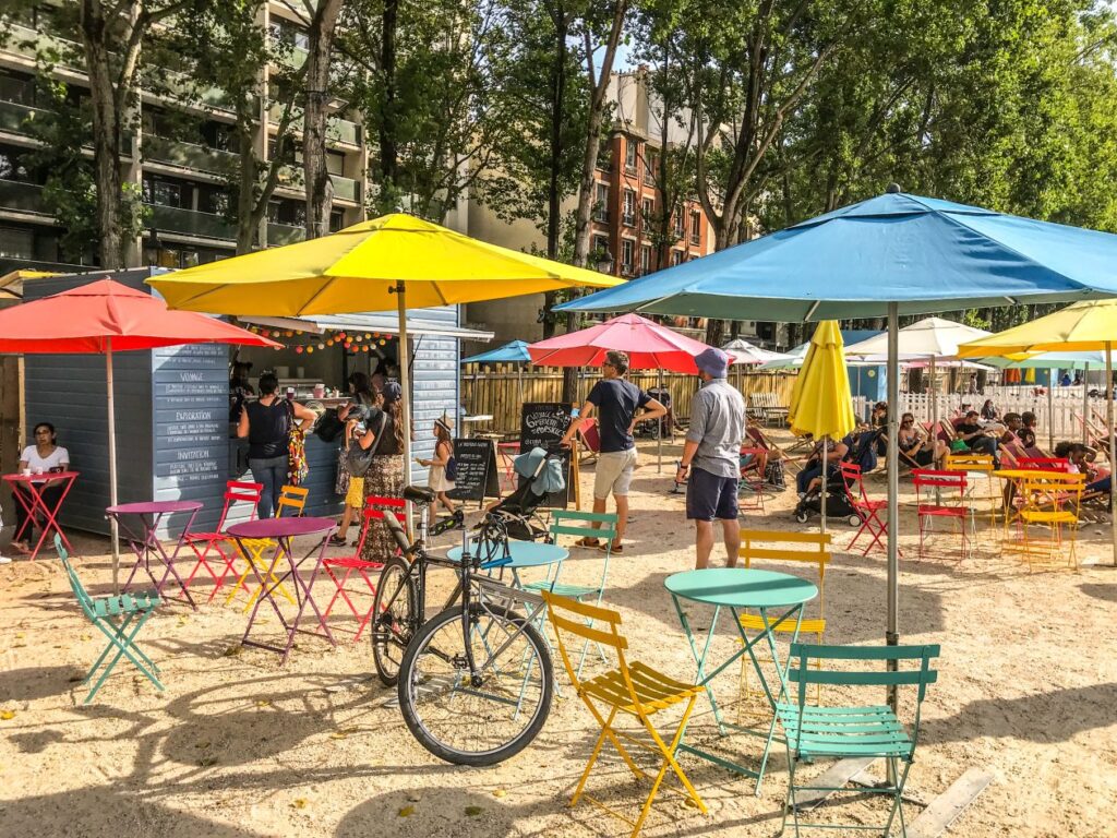 Stadsstrand Le Bassin de la Villette in Parijs