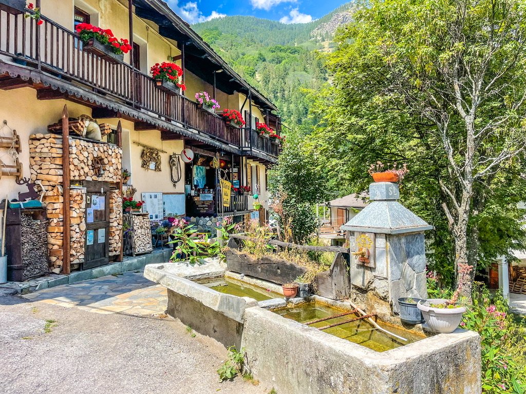 Berg dorpje in Italie