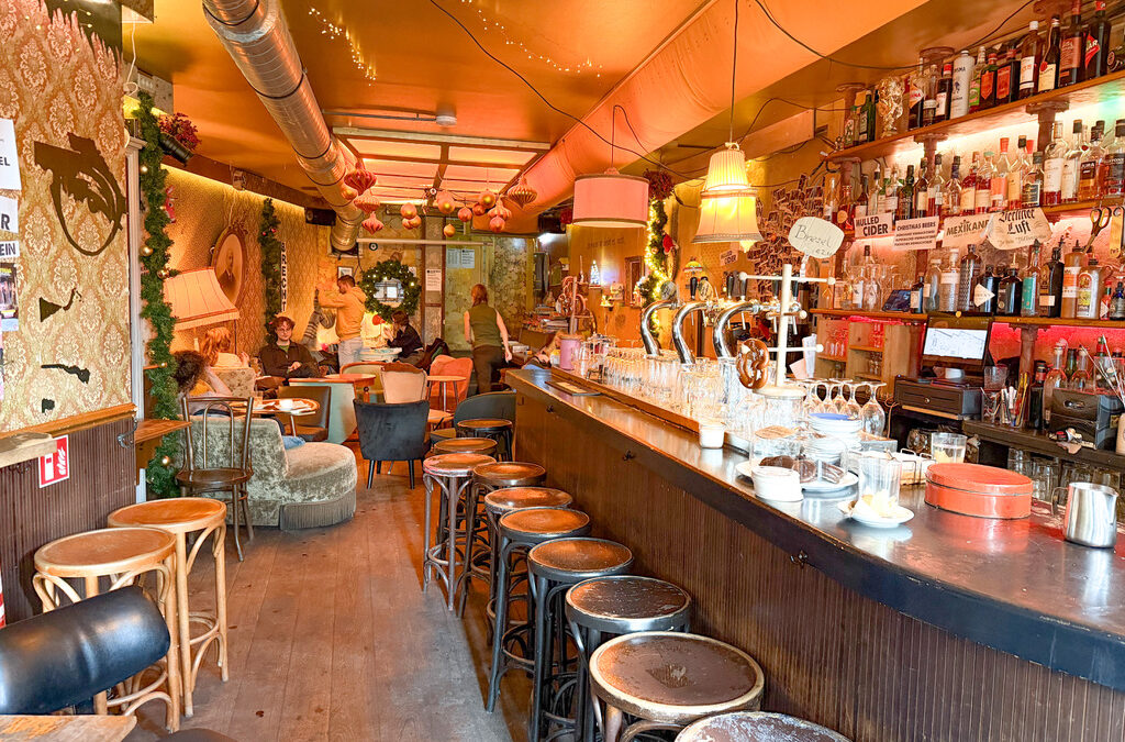 Cafe Brecht . Berlijn in Amsterdam .